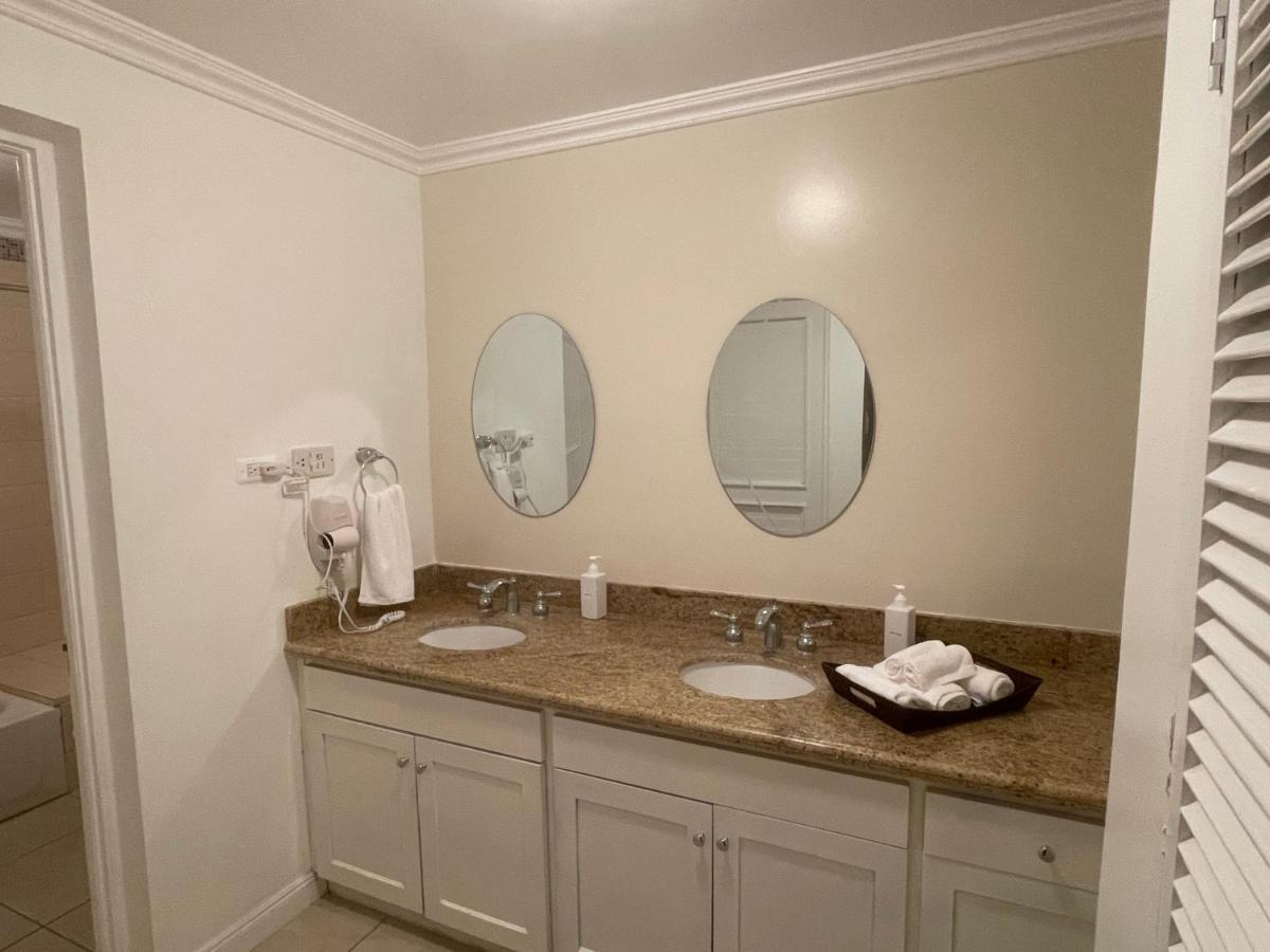 Hummingbird Retreat - Luxury Oceanview Apt, 7-Minute Walk To Beach Очо-Ріос Екстер'єр фото